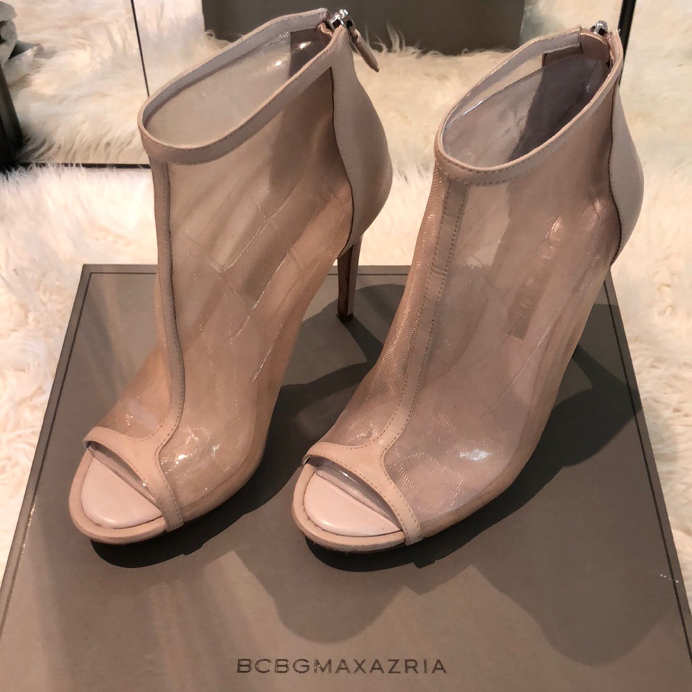 BCBGMAXAZRIA Sheer Mesh Creme booties